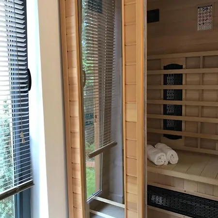 Rosse Z Sauna I Kominkiem Niedaleko Plazy Jastrzębia Góra