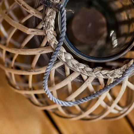 Rosse Niedaleko Plazy *